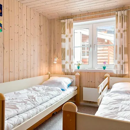 Awesome In W/ 2 Bedrooms * Sjolund